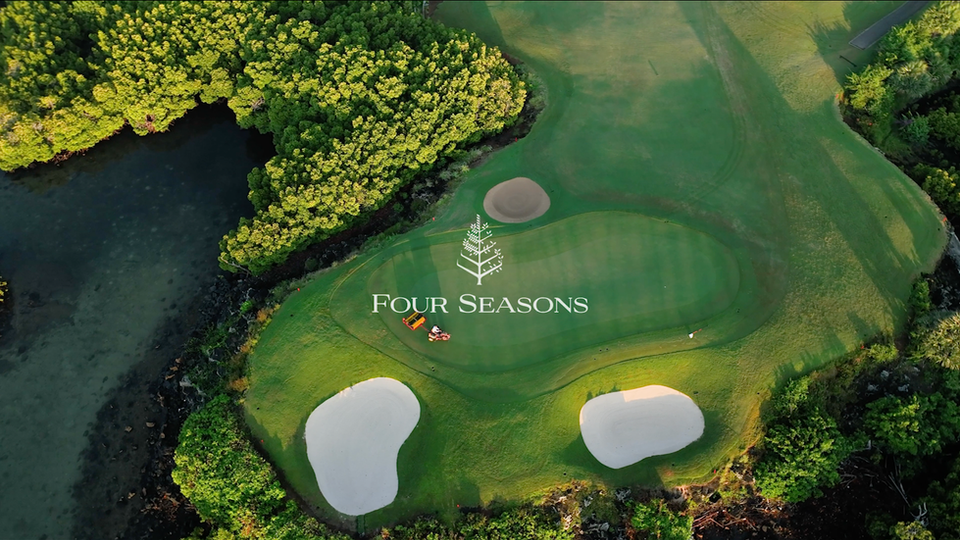 FOUR SEASON - LUXURIOUS VILLA